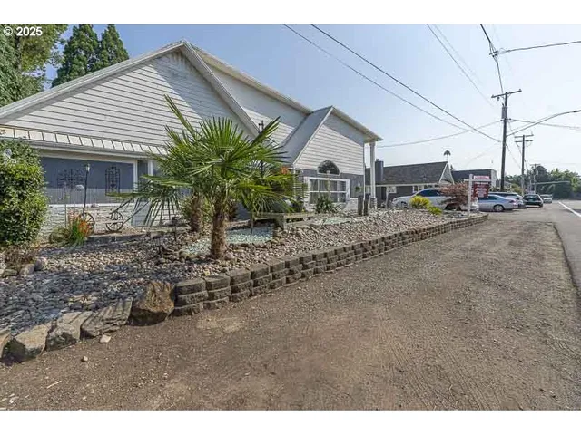 $988,000 | 211 Sunset Avenue North, Keizer, OR 97303