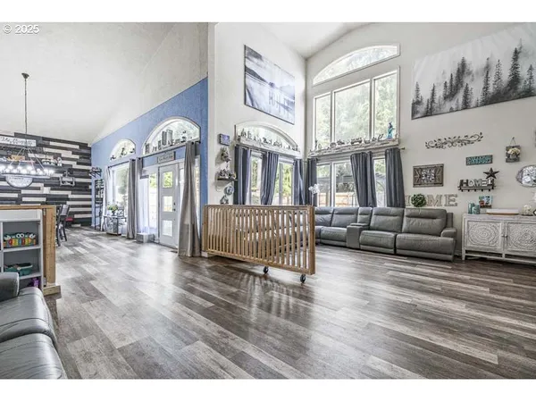 $899,999 | 211 Sunset Avenue North, Keizer, OR 97303