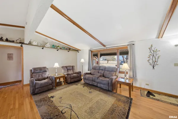 $364,900 | 729 Conn Road, Hanna City, IL 61536
