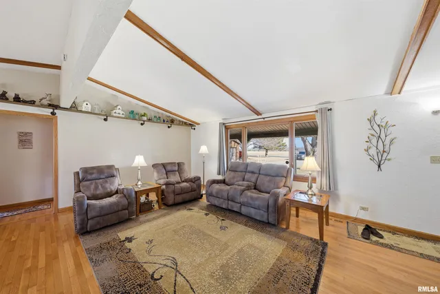 $374,900 | 729 Conn Road, Hanna City, IL 61536