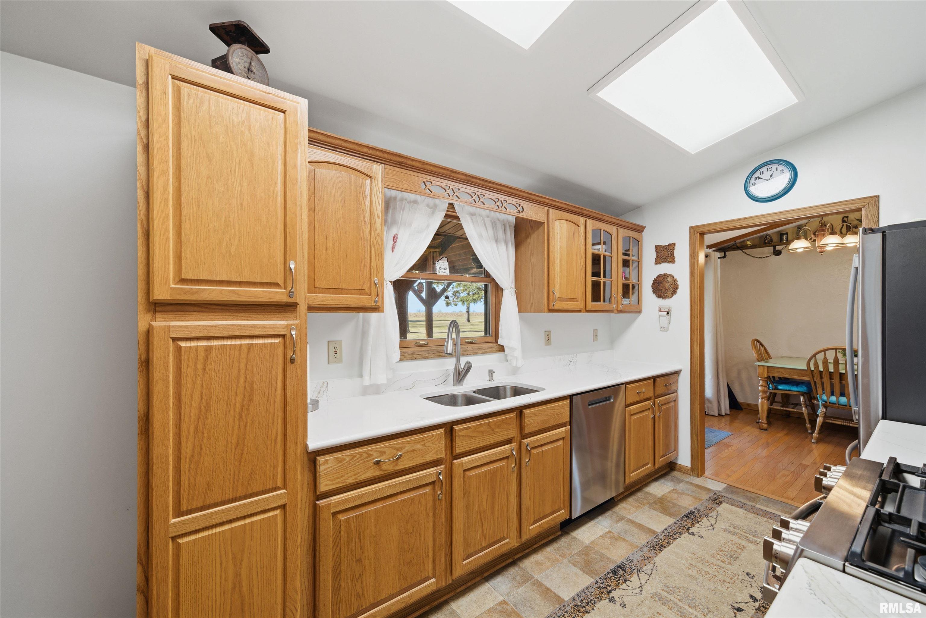 729 Conn Road Hanna City, IL 61536 - Photo 8 of 40