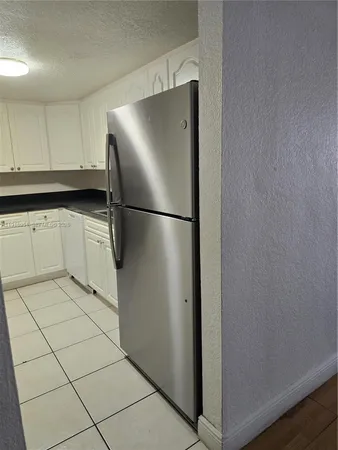 $2,500 | 7925 Southwest 104th Street, Unit 201E, Miami, FL 33156