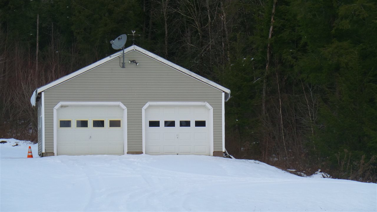 850 Slattery Road Fletcher, VT 05448 - Photo 3 of 26