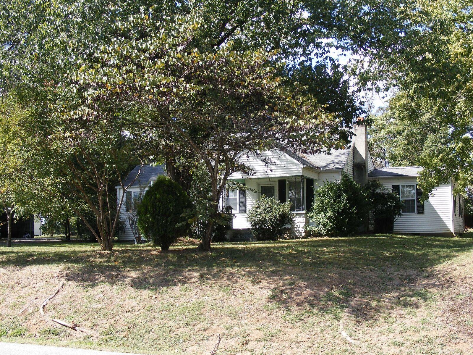 4215 Morganton Road Maryville, TN 37801 - Photo 1 of 29 7