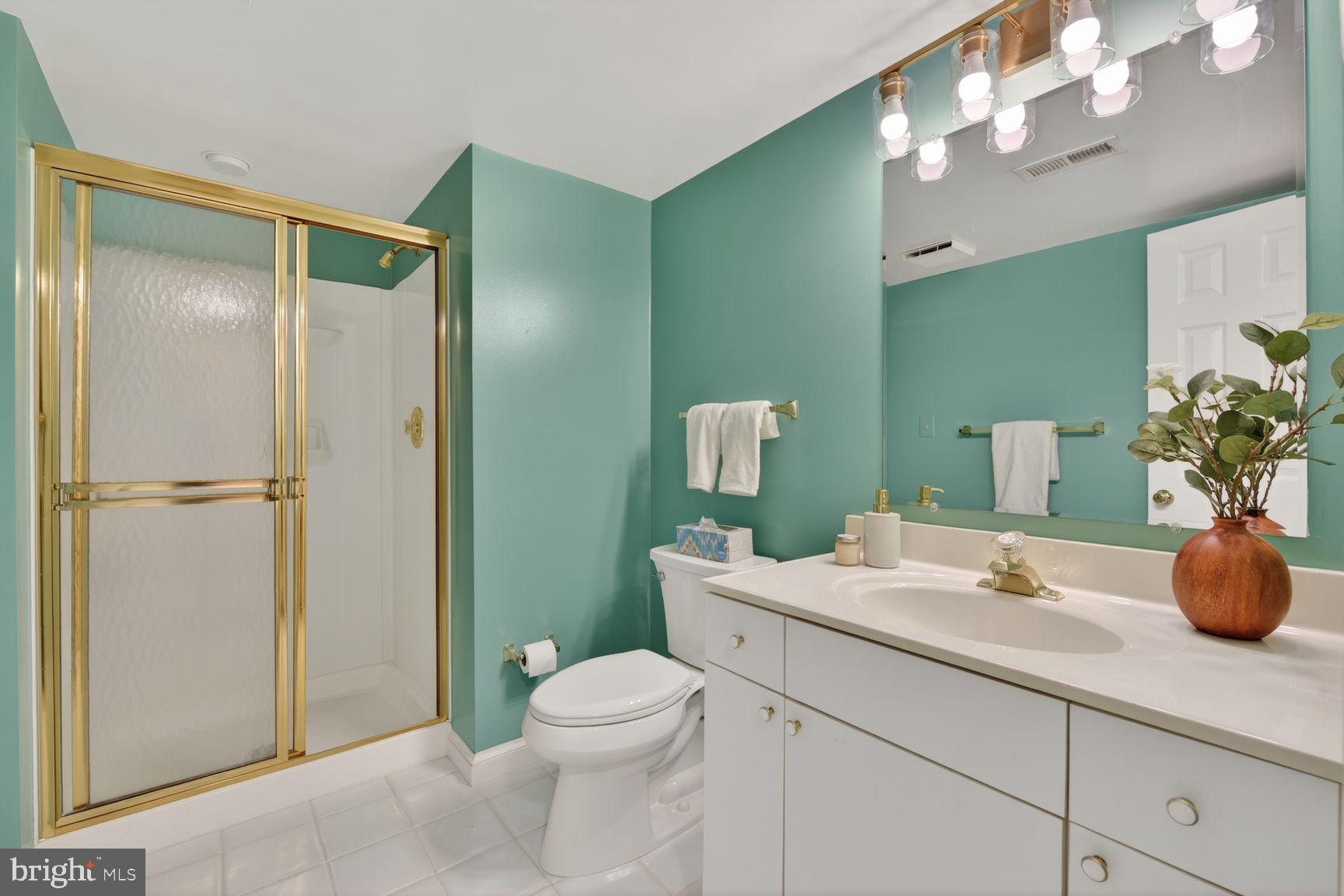 1579 Regatta Lane Reston, VA 20194 - Photo 38 of 50