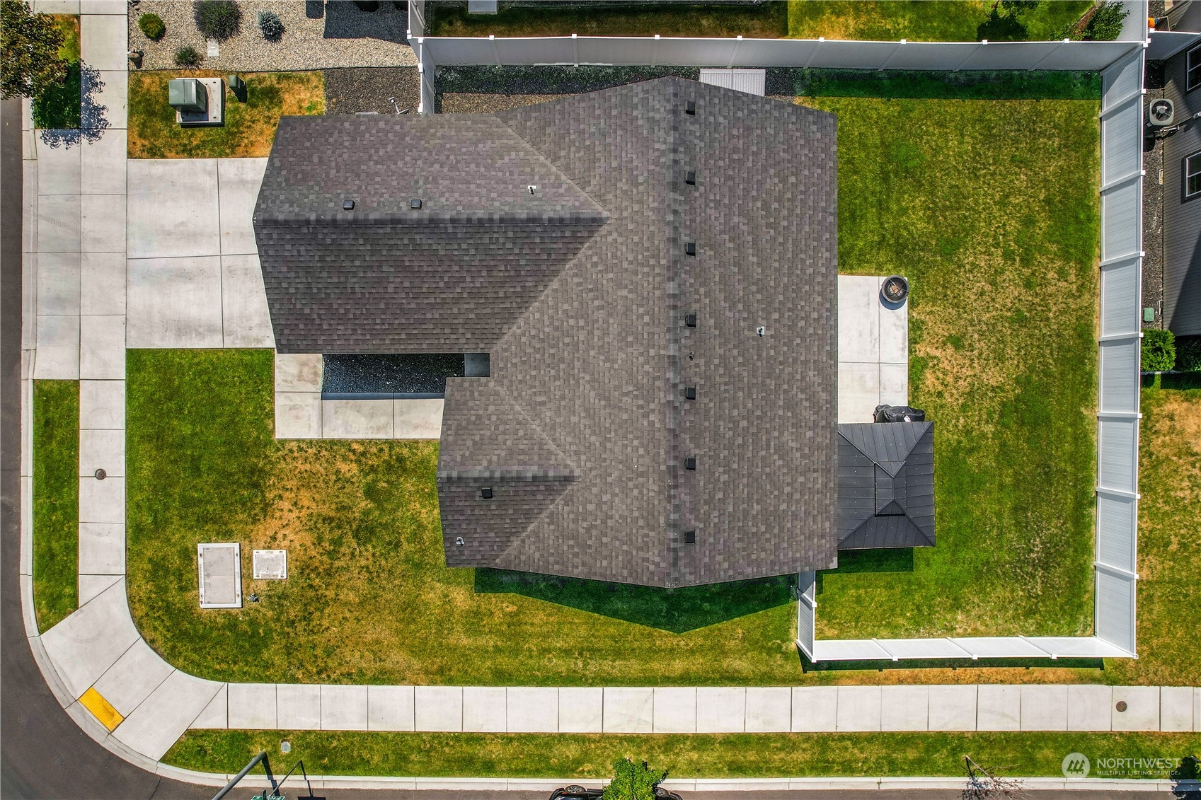 610 South Rees Street Moses Lake, WA 98837 - Photo 3 of 28 Gallery Image 3