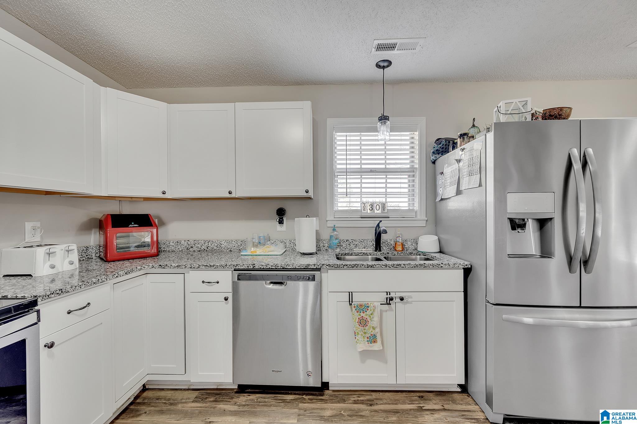 377 Henderson Road Decatur, AL 35603 - Photo 6 of 26 Gallery Image 6