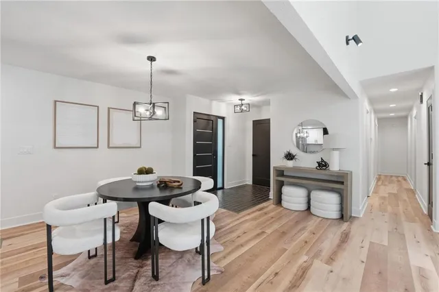 $455,000 | 527 Lancelot Drive, Liberty, MO 64068