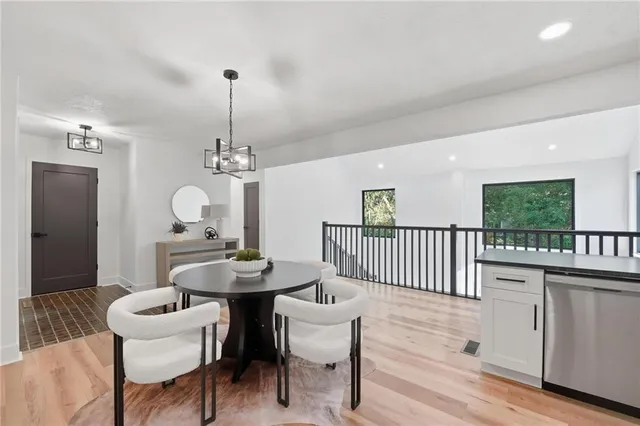 $455,000 | 527 Lancelot Drive, Liberty, MO 64068