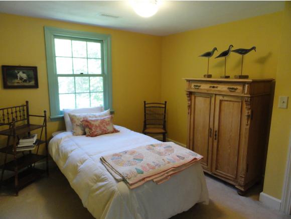41 Sanborn Road Hampton Falls, NH 03844 - Photo 16 of 31