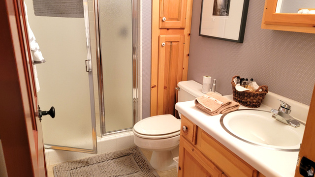 6210 Mountain View Road, Unit 133 Coalville, UT 84017 - Photo 62 of 87 A 3/4 bath is adjacent to the lower level family room.