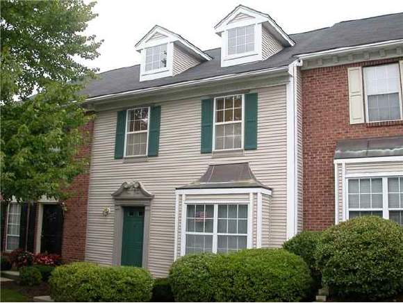 137 Middlesex Road, Unit 137 Merrimack, NH 03054 - Photo 1 of 9
