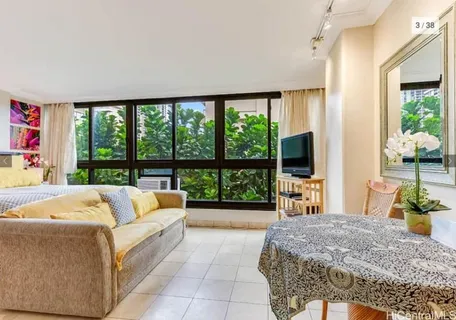 $450,000 | 134 Kapahulu Avenue, Unit 518, Honolulu, HI 96815