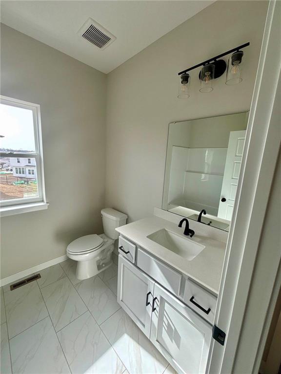 9039 Southwest 5 Street Blue Springs, MO 64064 - Photo 4 of 7