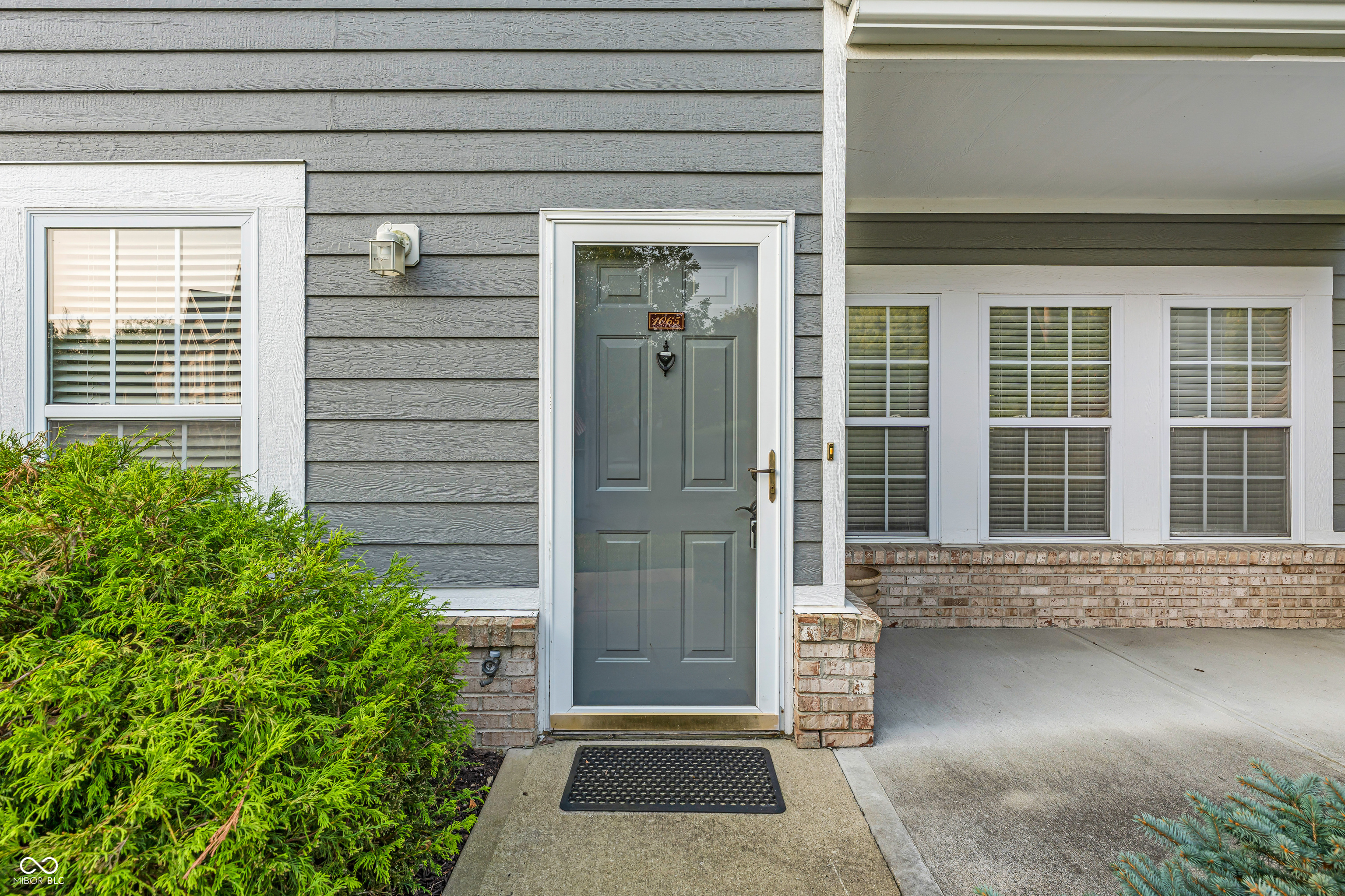 1065 Falcon Ridge Carmel, IN 46280 - Photo 3 of 30 Gallery Image 3