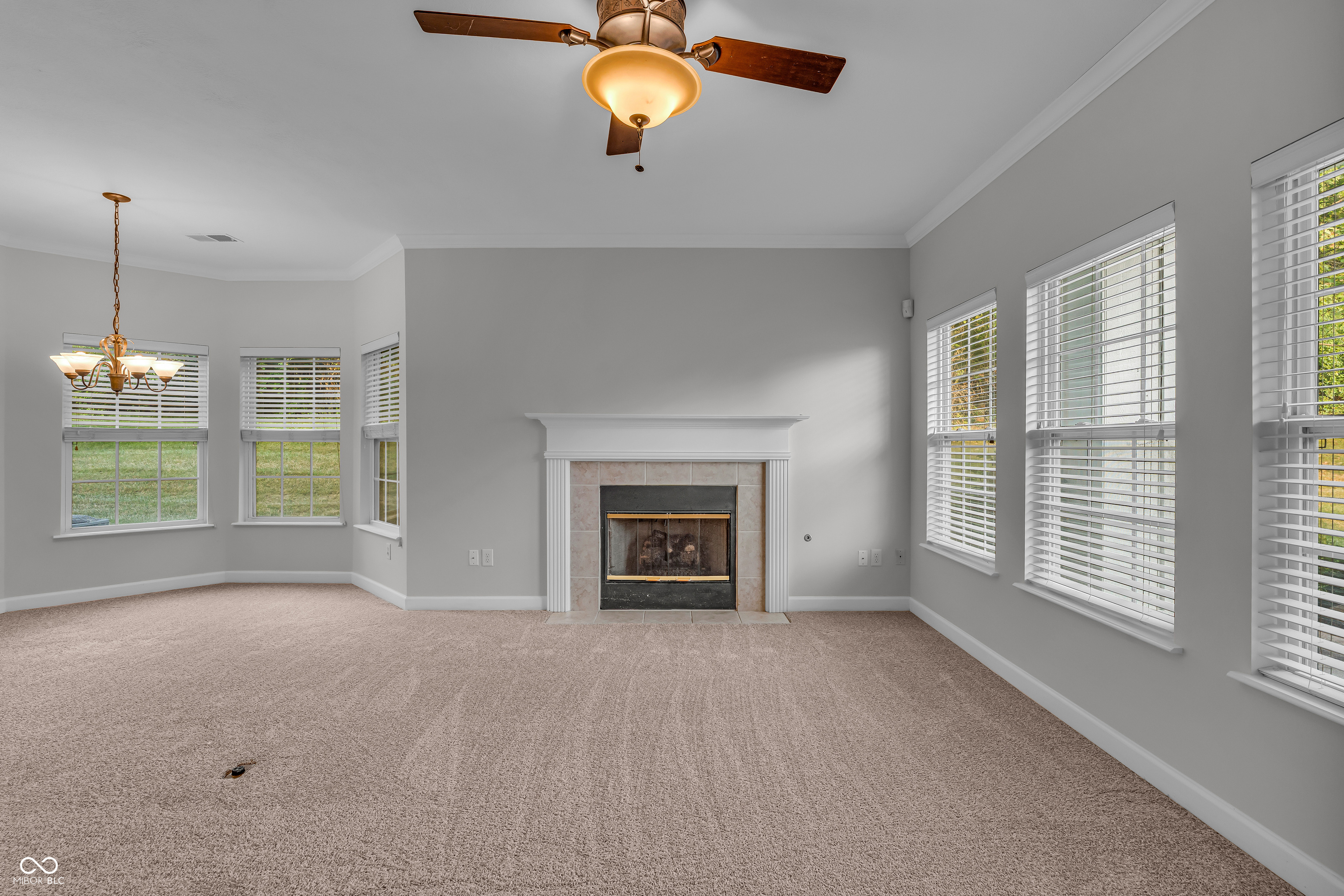 1065 Falcon Ridge Carmel, IN 46280 - Photo 6 of 30 Gallery Image 6