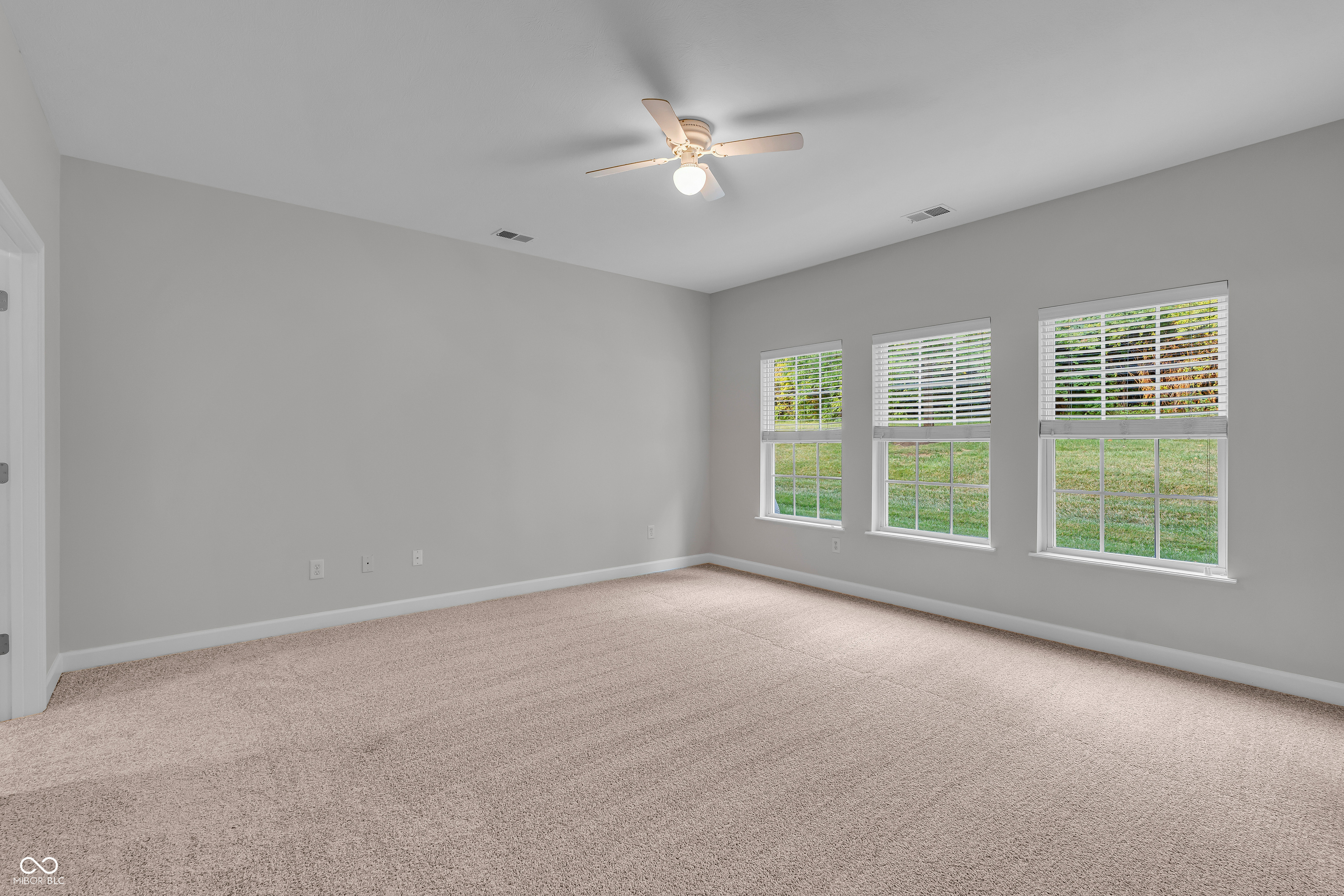 1065 Falcon Ridge Carmel, IN 46280 - Photo 10 of 30 Gallery Image 10