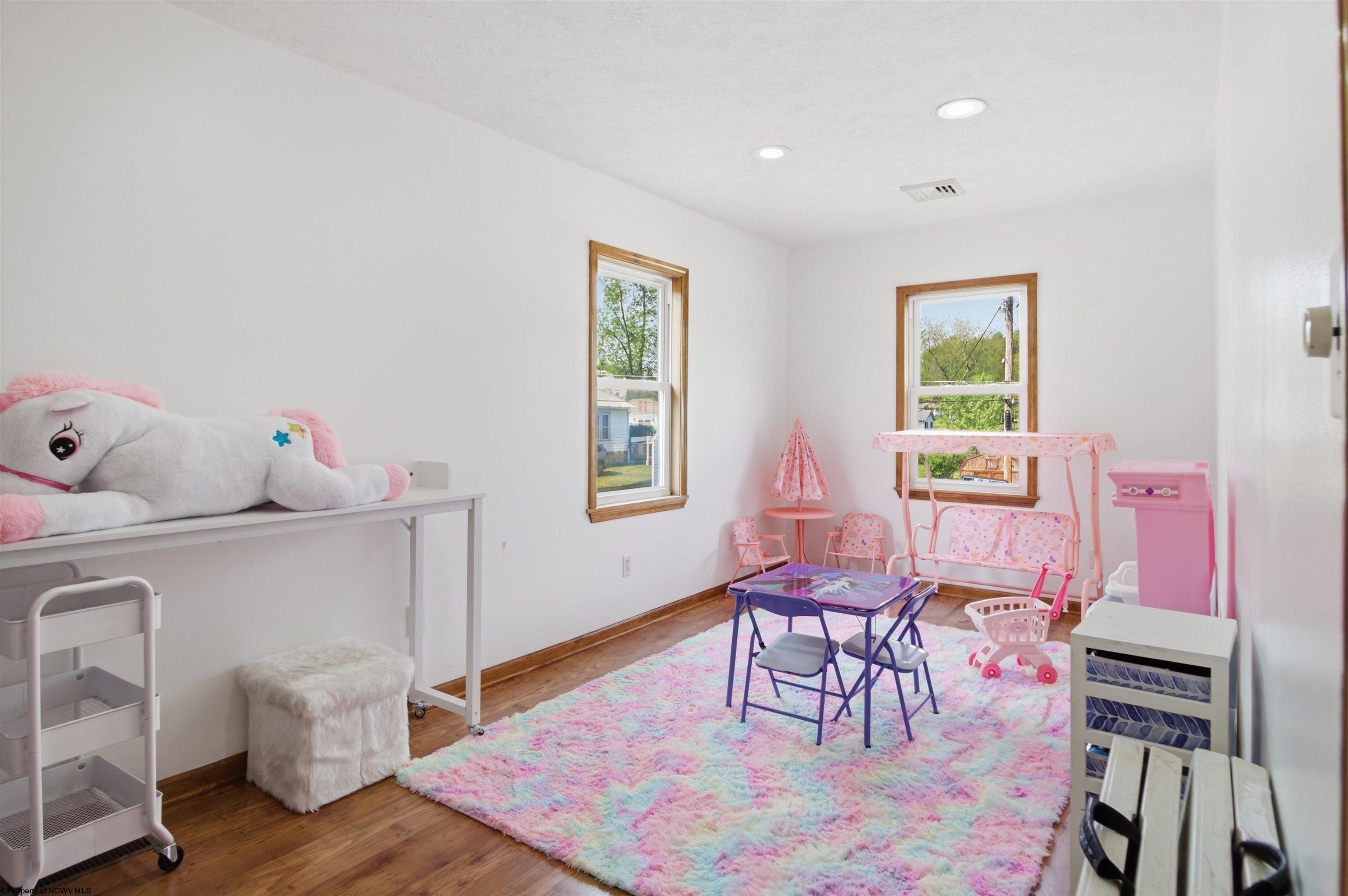 1700 Pleasant Valley Road Fairmont, WV 26554 - Photo 19 of 43 Gallery Image 19