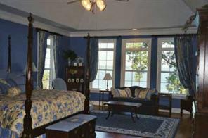 22922 Torrence Chapel Road Cornelius, NC 28031 - Photo 5 of 8 Gallery Image 5