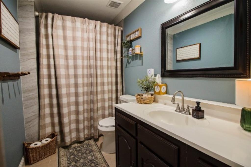 379 South John Douglas Road Van Alstyne, TX 75495 - Photo 15 of 40