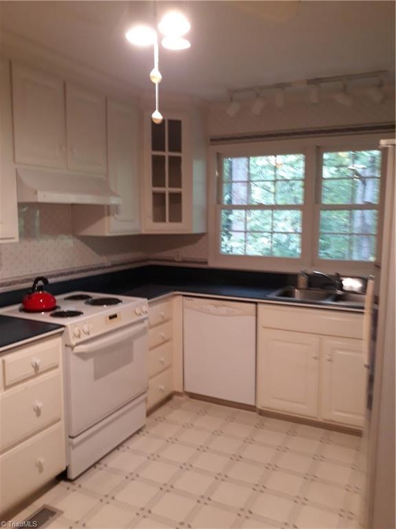 920 Amity Road Asheboro, NC 27203 - Photo 13 of 28 Dining Room