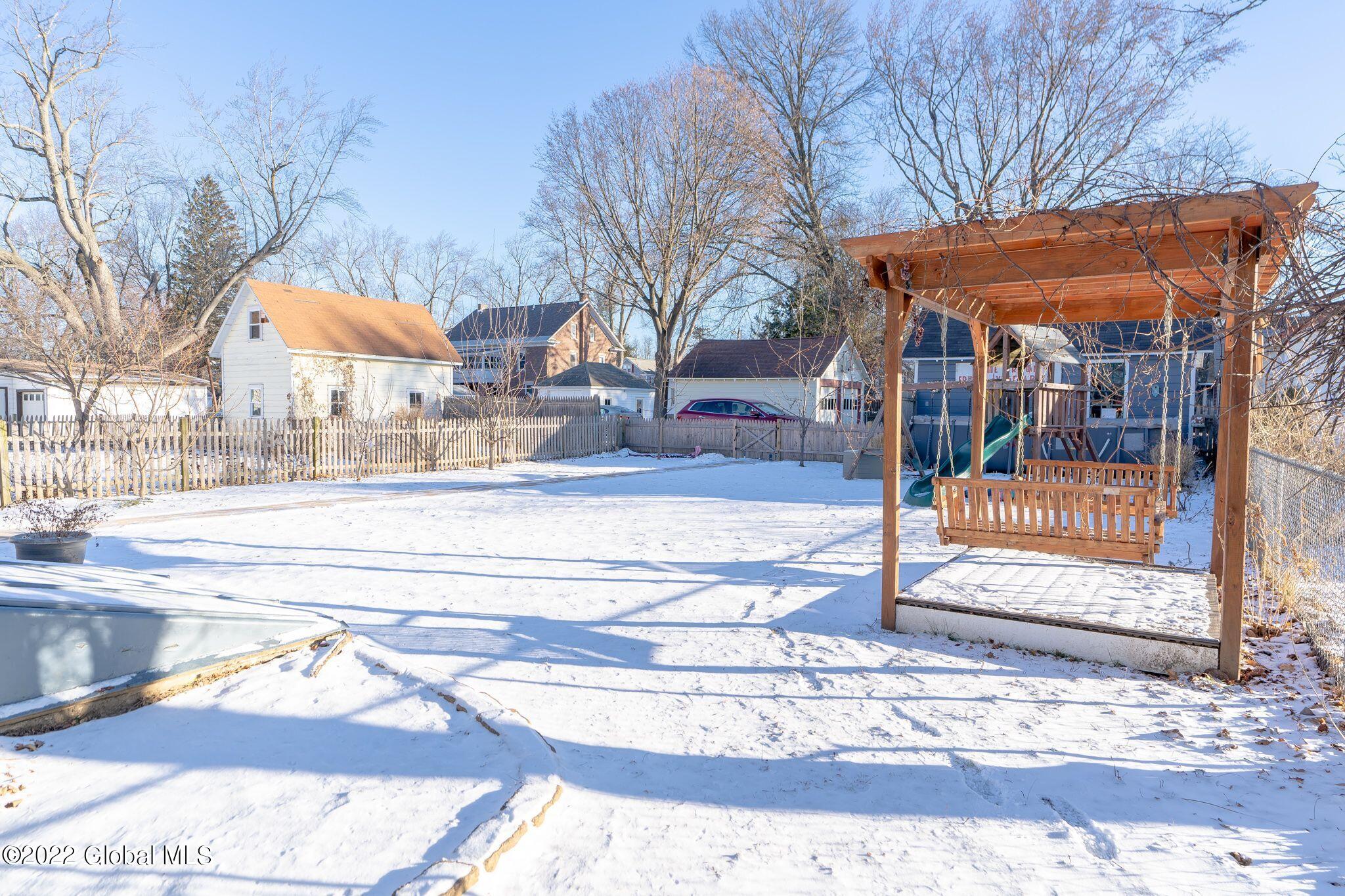 130 Vley Road Scotia, NY 12302 - Photo 29 of 34 Rq0HqAR8