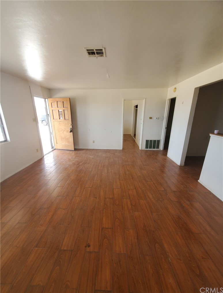 1040 Baldwin Lane Barstow, CA 92311 - Photo 2 of 18