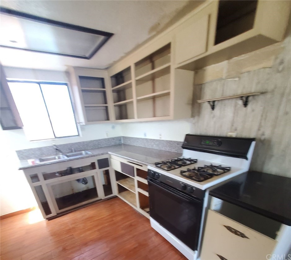 1040 Baldwin Lane Barstow, CA 92311 - Photo 7 of 18