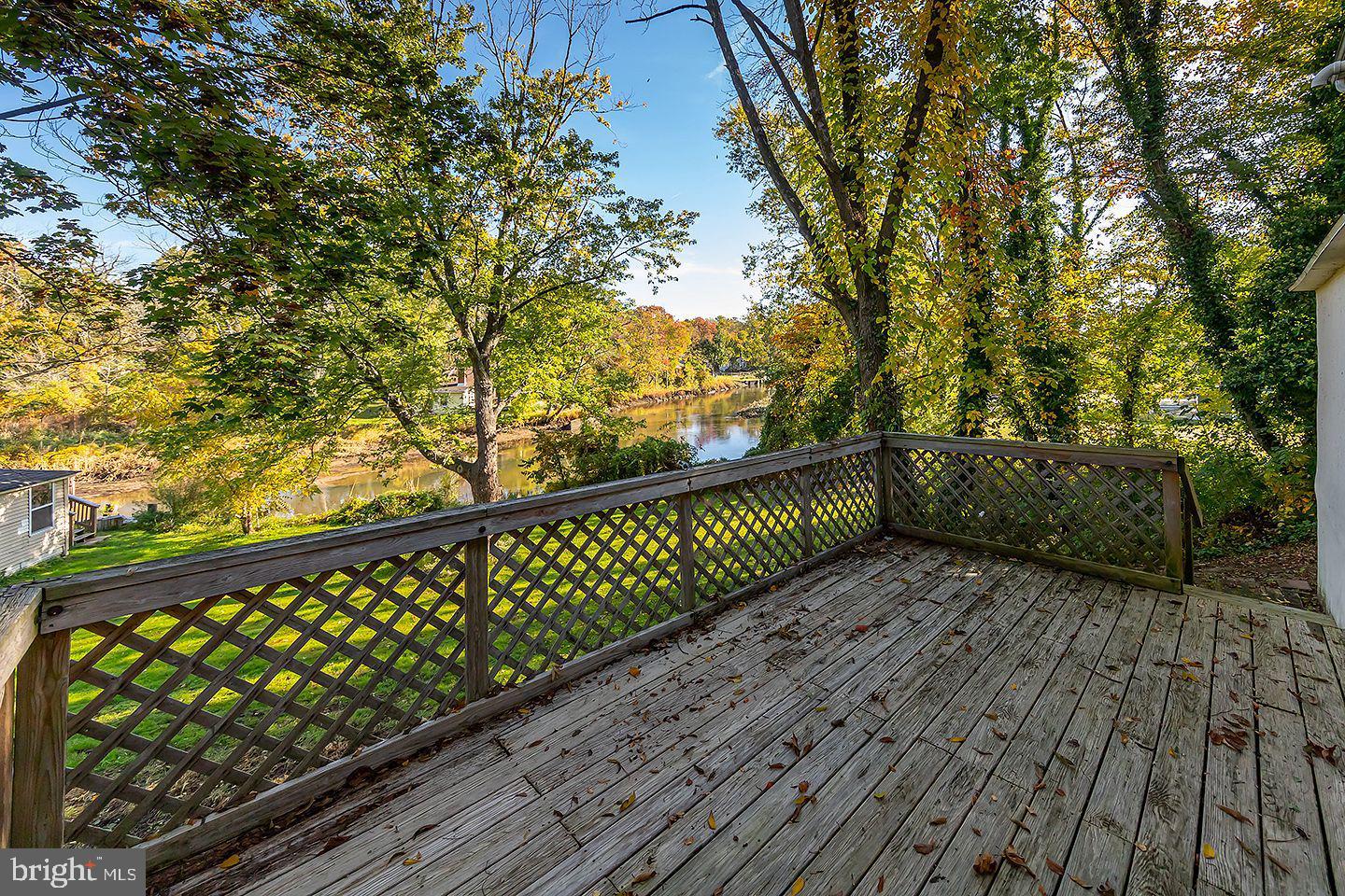 85 Hickory Avenue Mantua, NJ 08051 - Photo 17 of 30 Deck off sliders