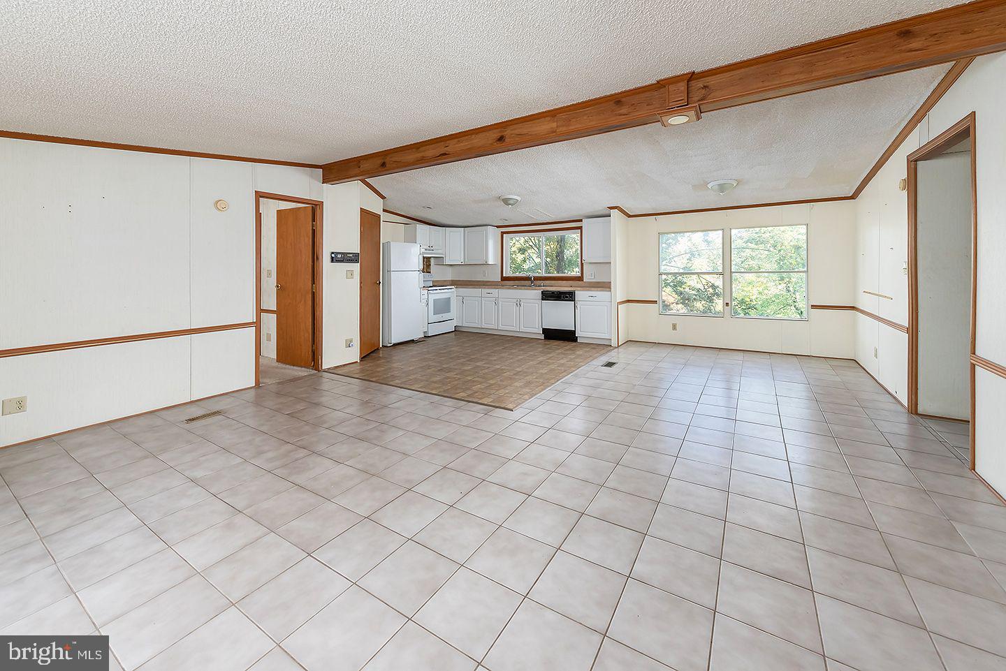 85 Hickory Avenue Mantua, NJ 08051 - Photo 5 of 30 From entry looking into kitchen