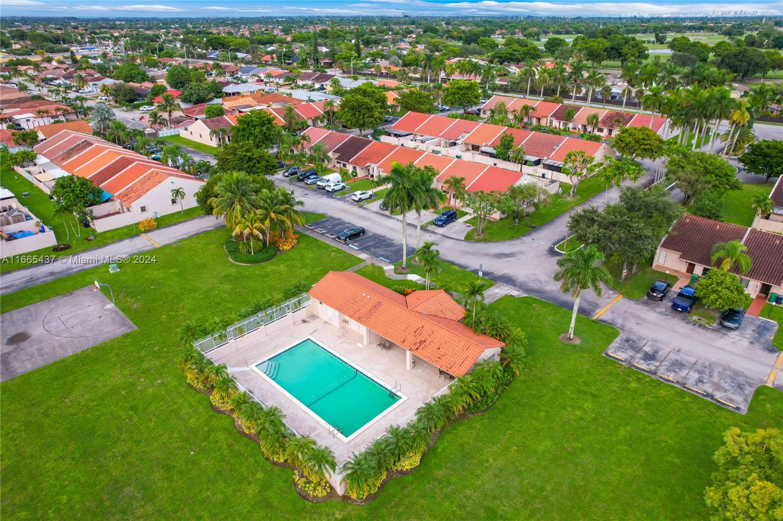 14724 Southwest 63rd Lane Miami, FL 33193 - Photo 18 of 21