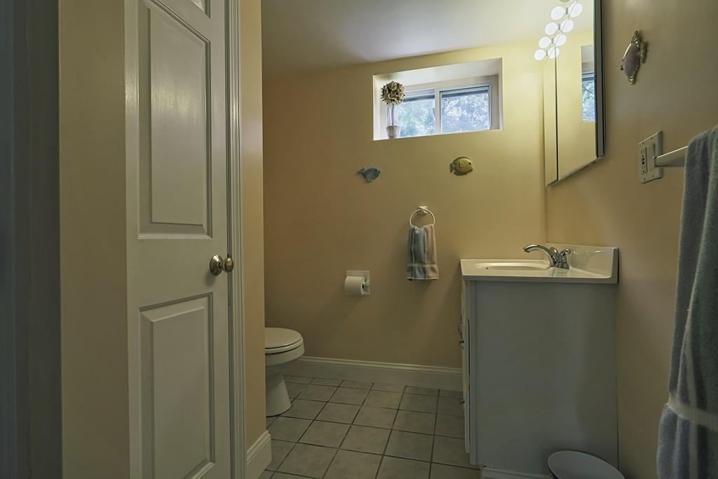 5 Marilyn Road Billerica, MA 01821 - Photo 20 of 34
