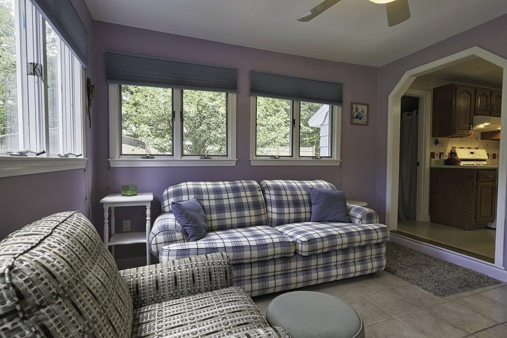 5 Marilyn Road Billerica, MA 01821 - Photo 5 of 34