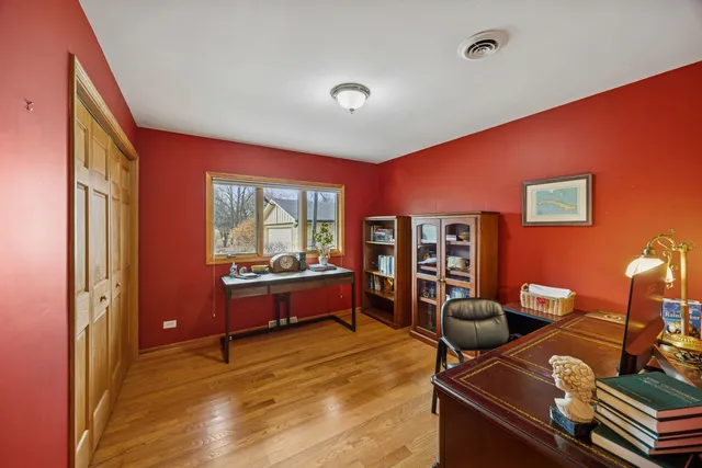 $310,000 | 1723 Oak Lane Road, Flossmoor, IL 60422