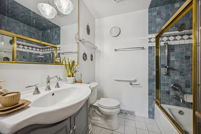 $310,000 | 1723 Oak Lane Road, Flossmoor, IL 60422