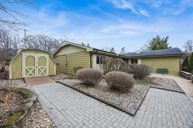 $310,000 | 1723 Oak Lane Road, Flossmoor, IL 60422