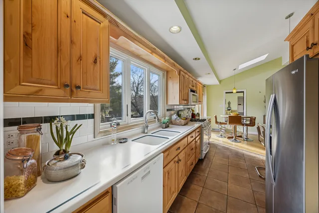 $310,000 | 1723 Oak Lane Road, Flossmoor, IL 60422