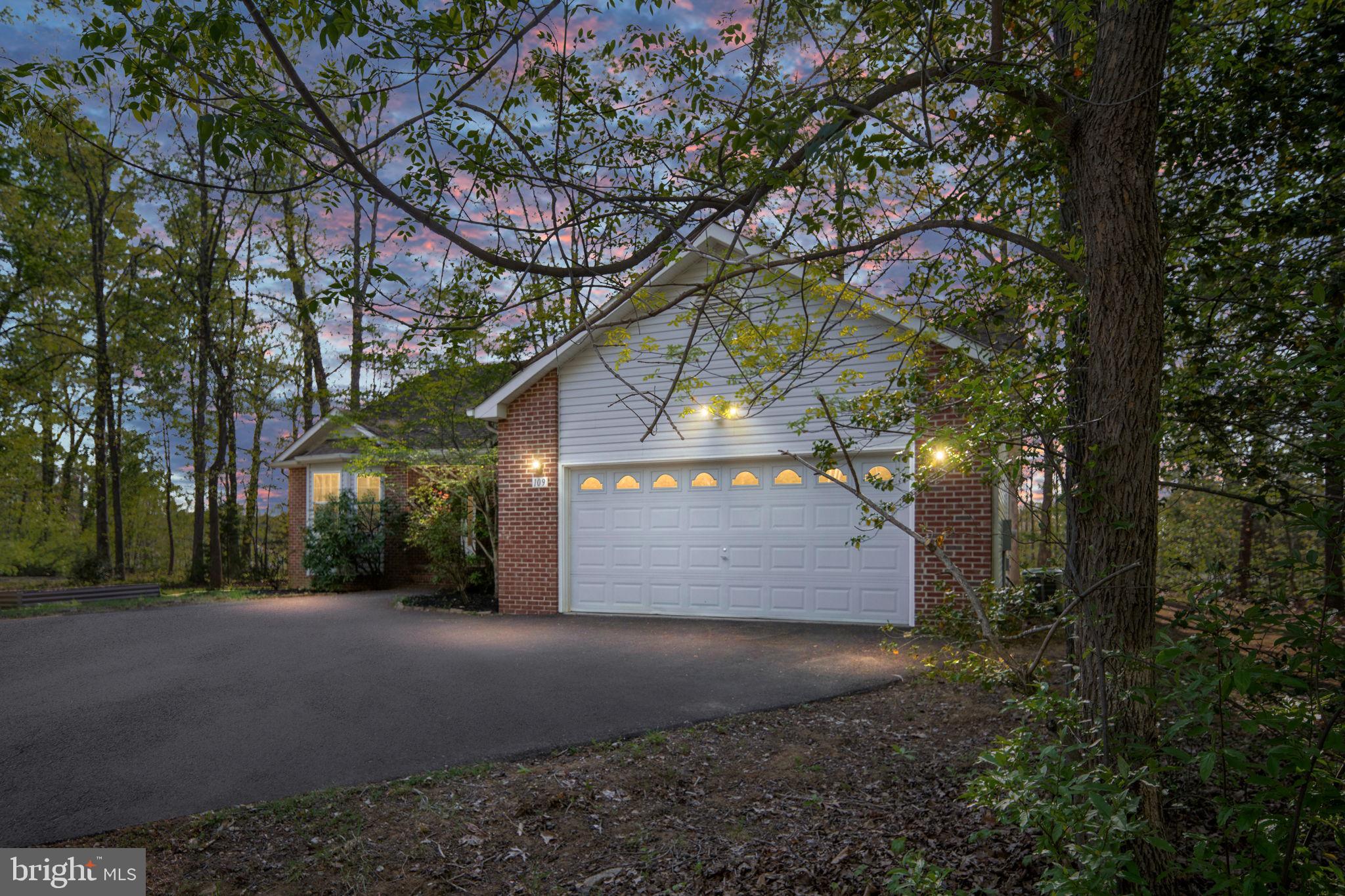 109 Cedar Court Locust Grove, VA 22508 - Photo 4 of 38