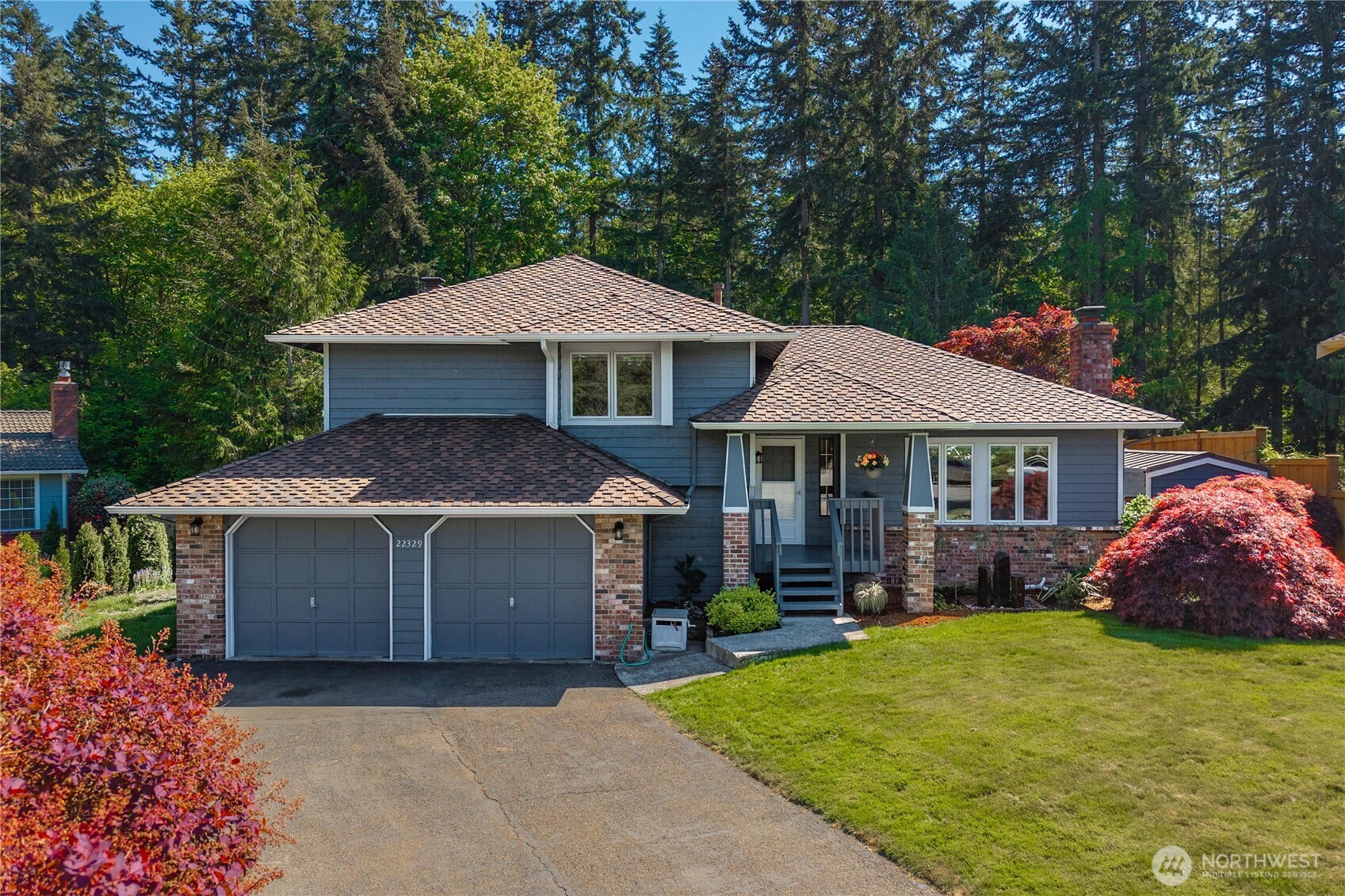 22329 Southeast 244th Place Maple Valley, WA 98038 - Photo 2 of 36