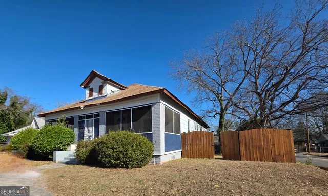 $1,500 | 1492 Virginia Avenue, Macon, GA 31204