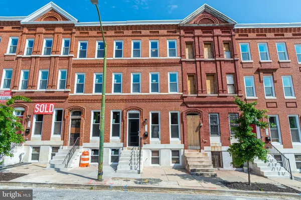 $329,900 | 846 Edmondson Avenue, Baltimore, MD 21201