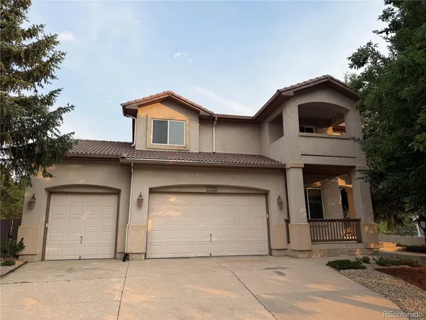 $699,900 | 3335 Hollycrest Drive, Colorado Springs, CO 80920