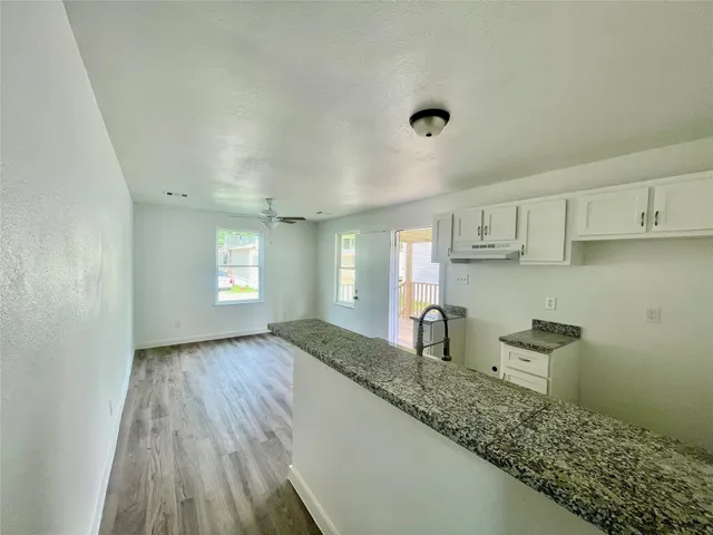 $1,100 | 3510 Fox Drive, Unit 8, Baytown, TX 77521