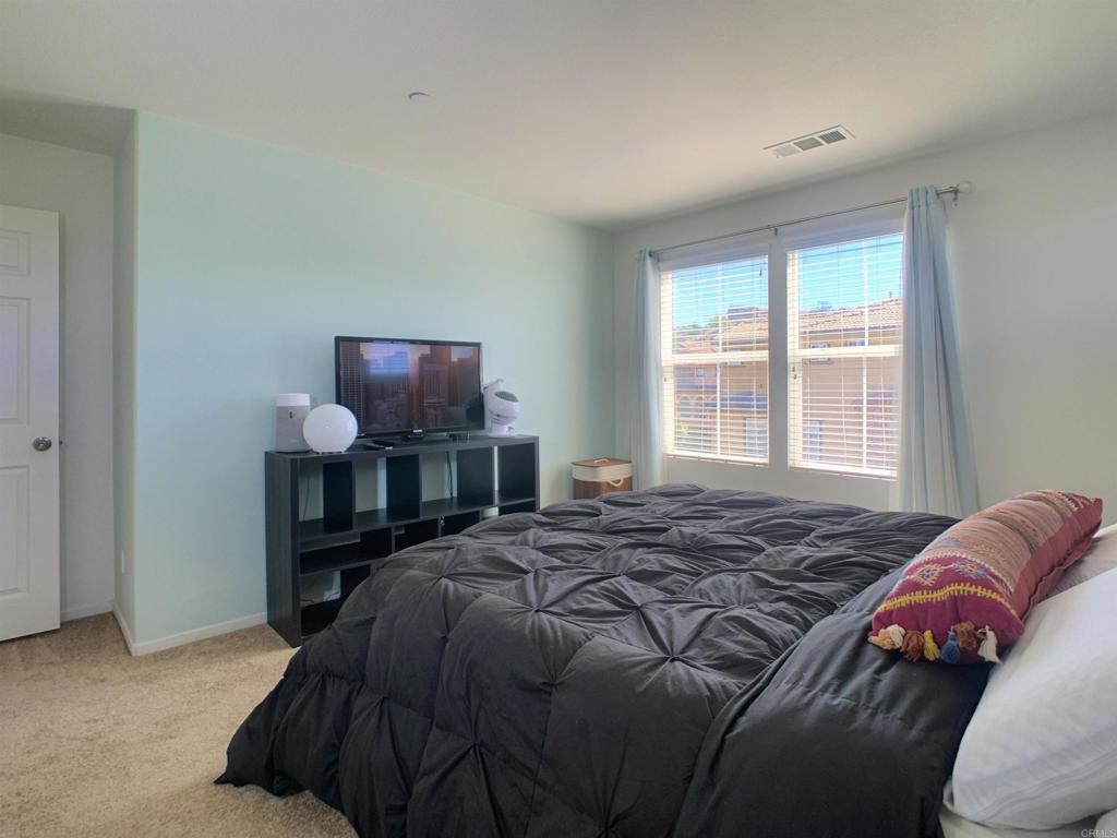 1503 Calabria Street Santee, CA 92071 - Photo 9 of 24