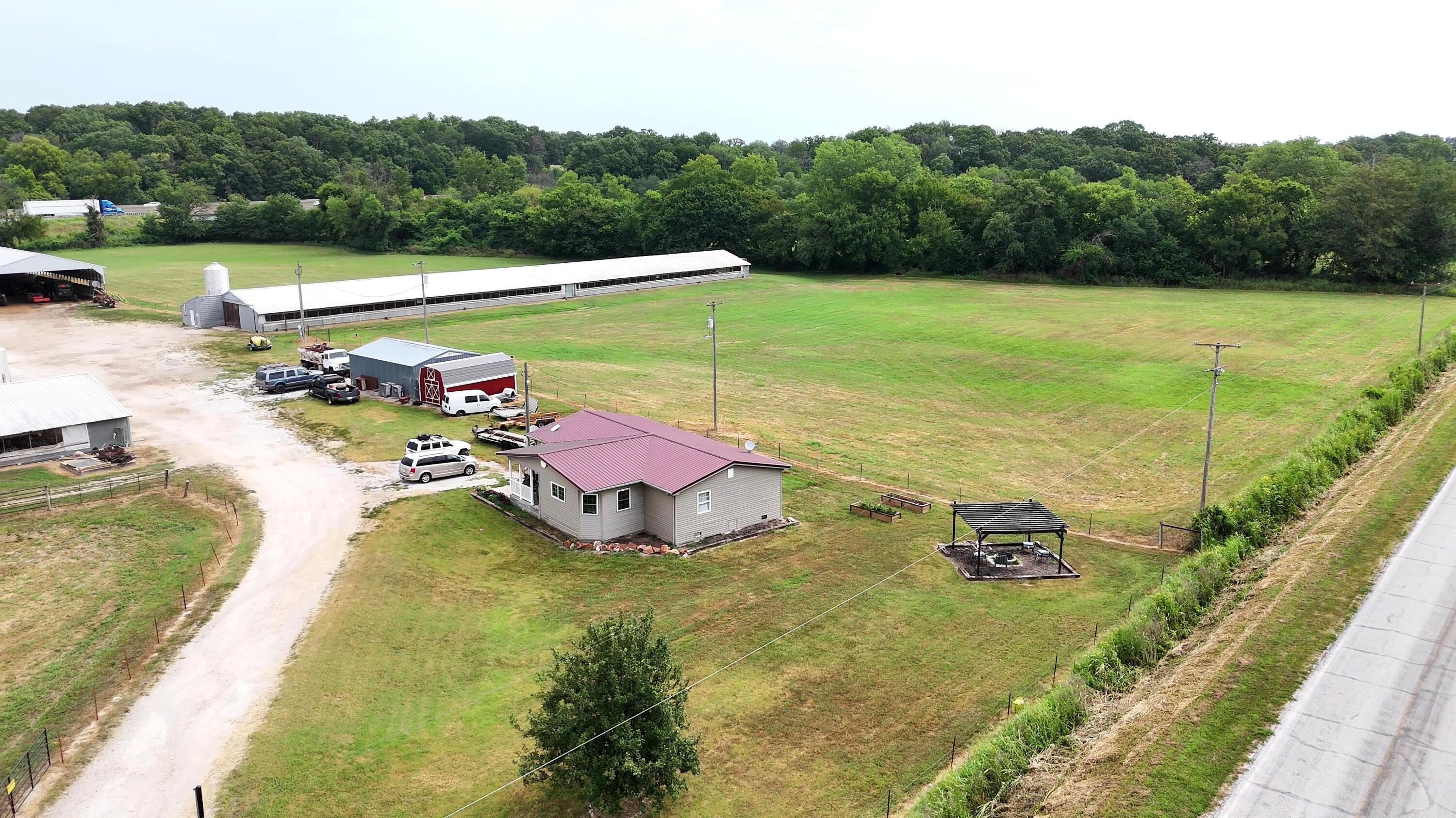 11477 Blackberry Road Carthage, MO 64836 - Photo 18 of 65 18