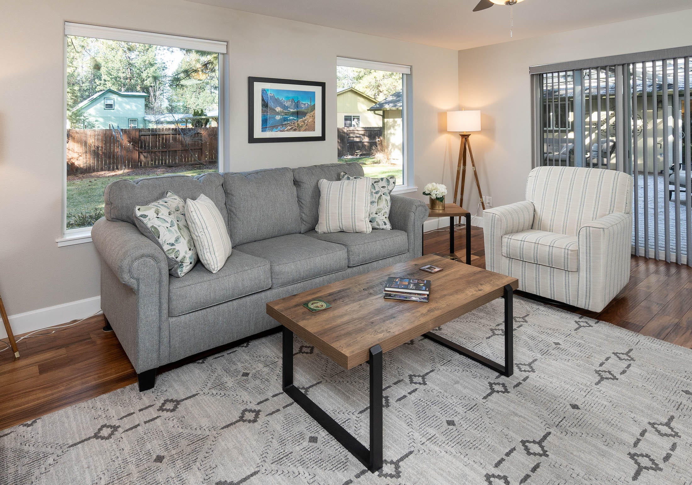 19459 Apache Road Bend, OR 97702 - Photo 24 of 33 Live-in Suite Living Room