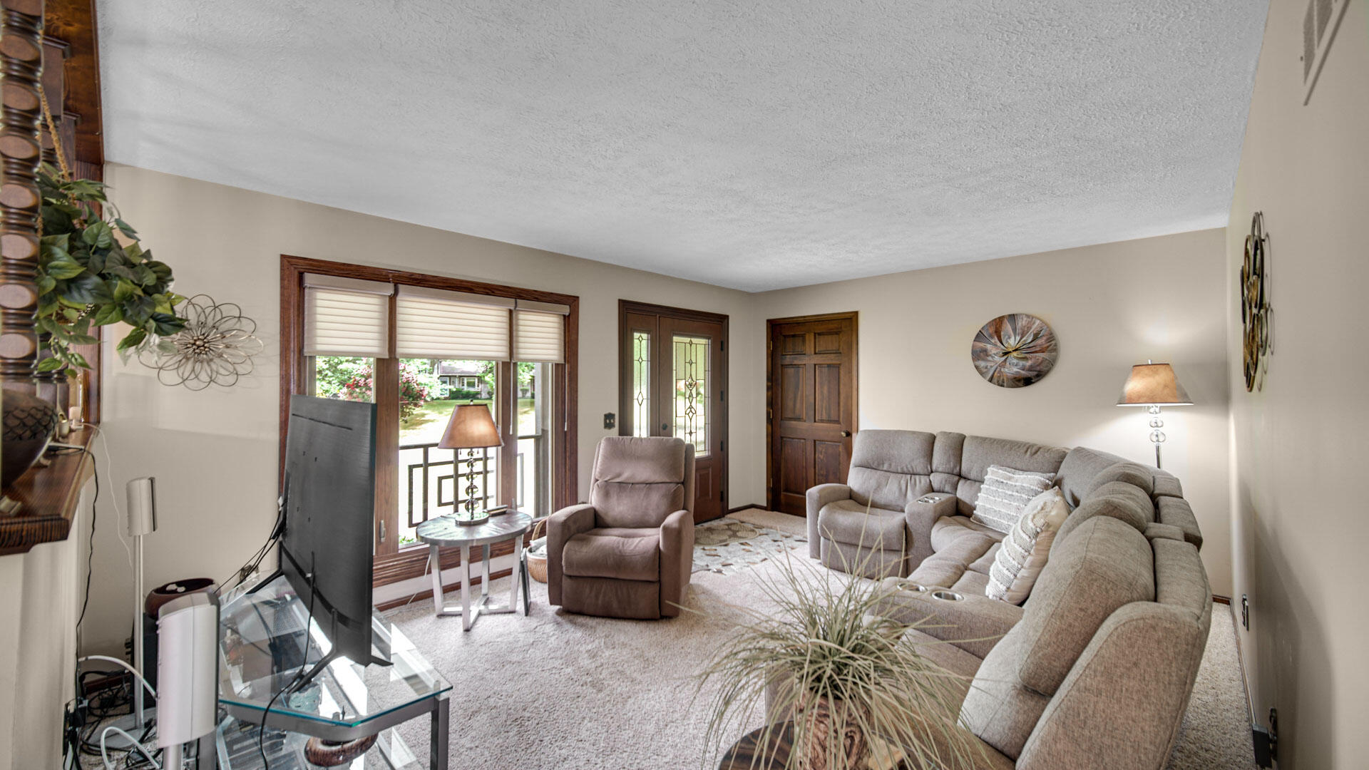 1044 South Ruth Avenue La Porte, IN 46350 - Photo 19 of 36 1920x1080