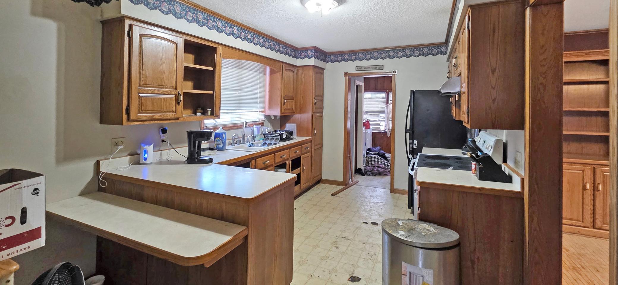 210 Delaware Avenue Adrian, MN 56110 - Photo 7 of 21