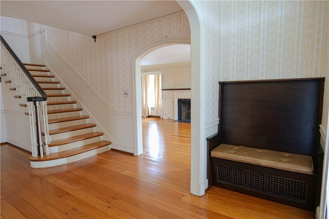 36 Underwood Street Pawtucket, RI 02860 - Photo 16 of 48