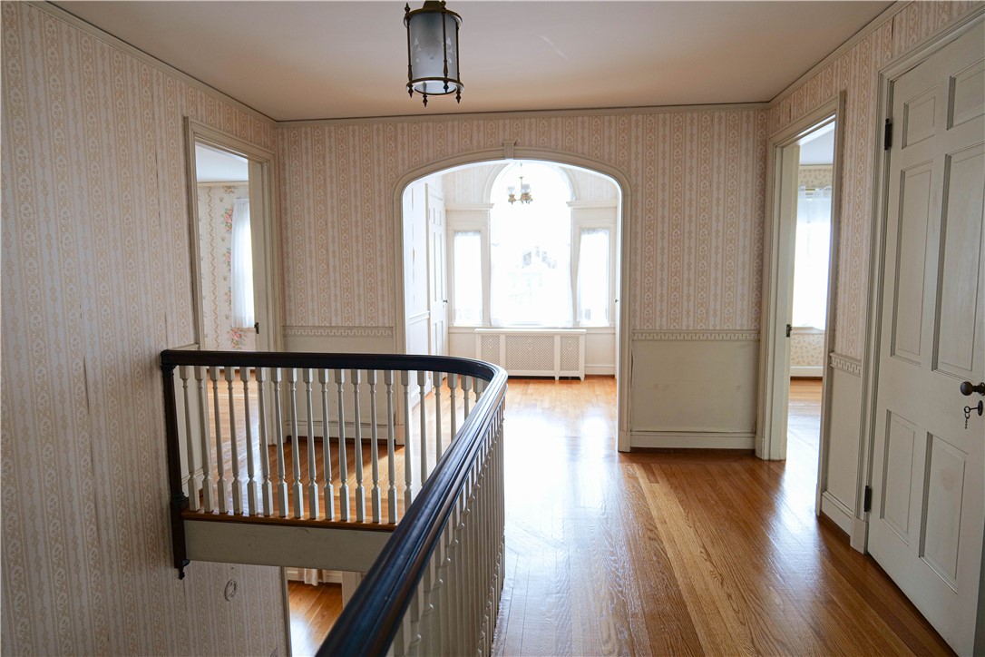 36 Underwood Street Pawtucket, RI 02860 - Photo 31 of 48